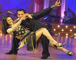 She participated and won the reality show <b>Jhalak Dikhhla Jaa</b> on Sony in 2006. However, she revealed later on that she never danced before parti